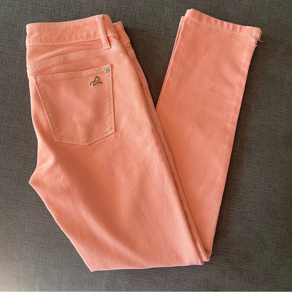 DL1961 Angel Jeans - Picture 2 of 6